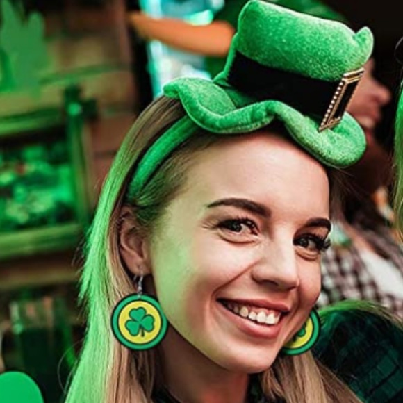 Shamrock St Patrick’s Day Earrings - Picture 3 of 9